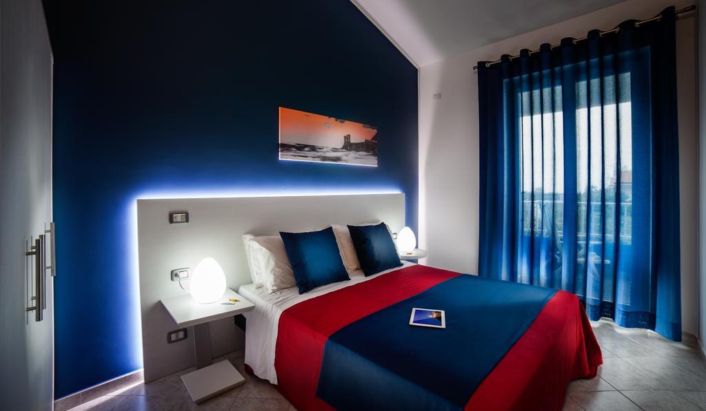 Riviera Del Sole Hotel Resort Spa Piraino Ruang foto