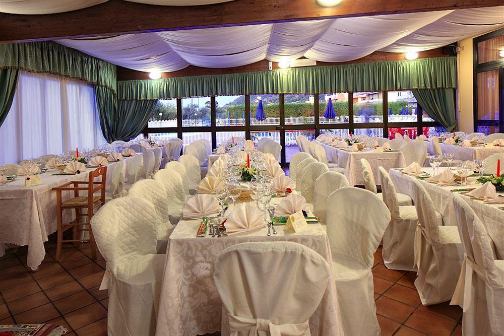 Riviera Del Sole Hotel Resort Spa Piraino Bagian luar foto
