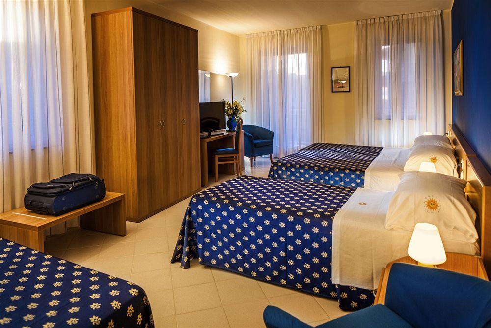 Riviera Del Sole Hotel Resort Spa Piraino Bagian luar foto