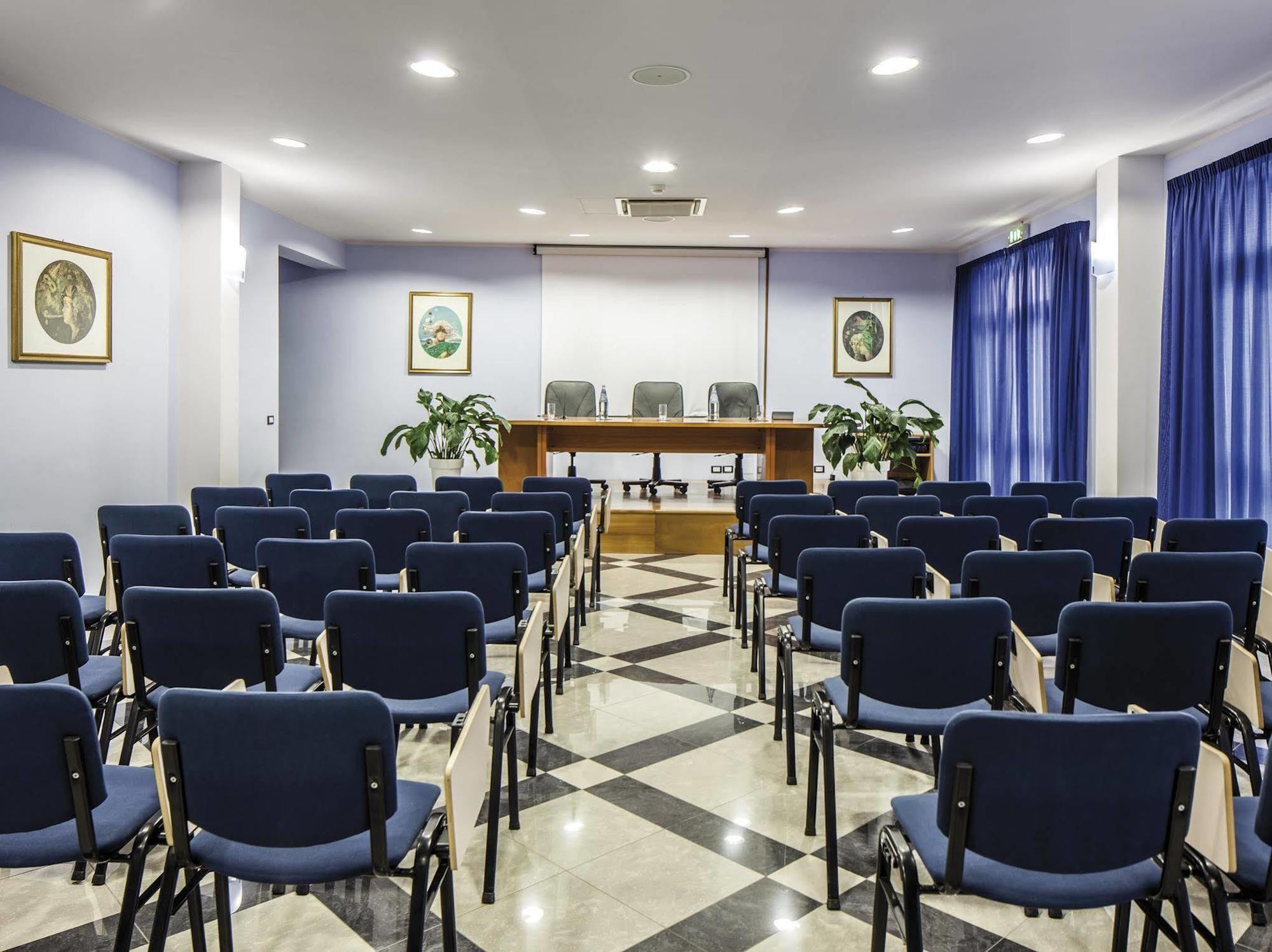 Riviera Del Sole Hotel Resort Spa Piraino Bagian luar foto